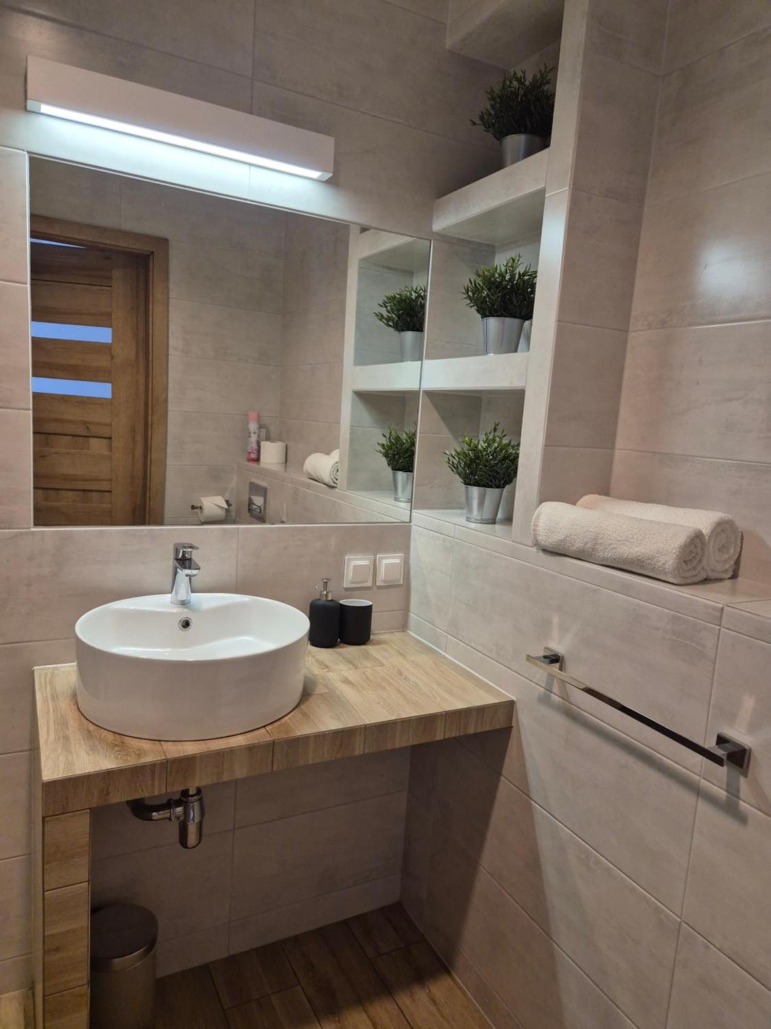 12 Piętro Nowe Tysiąclecie, Osiedle Tysiąclecia, Katowice, Apartament *